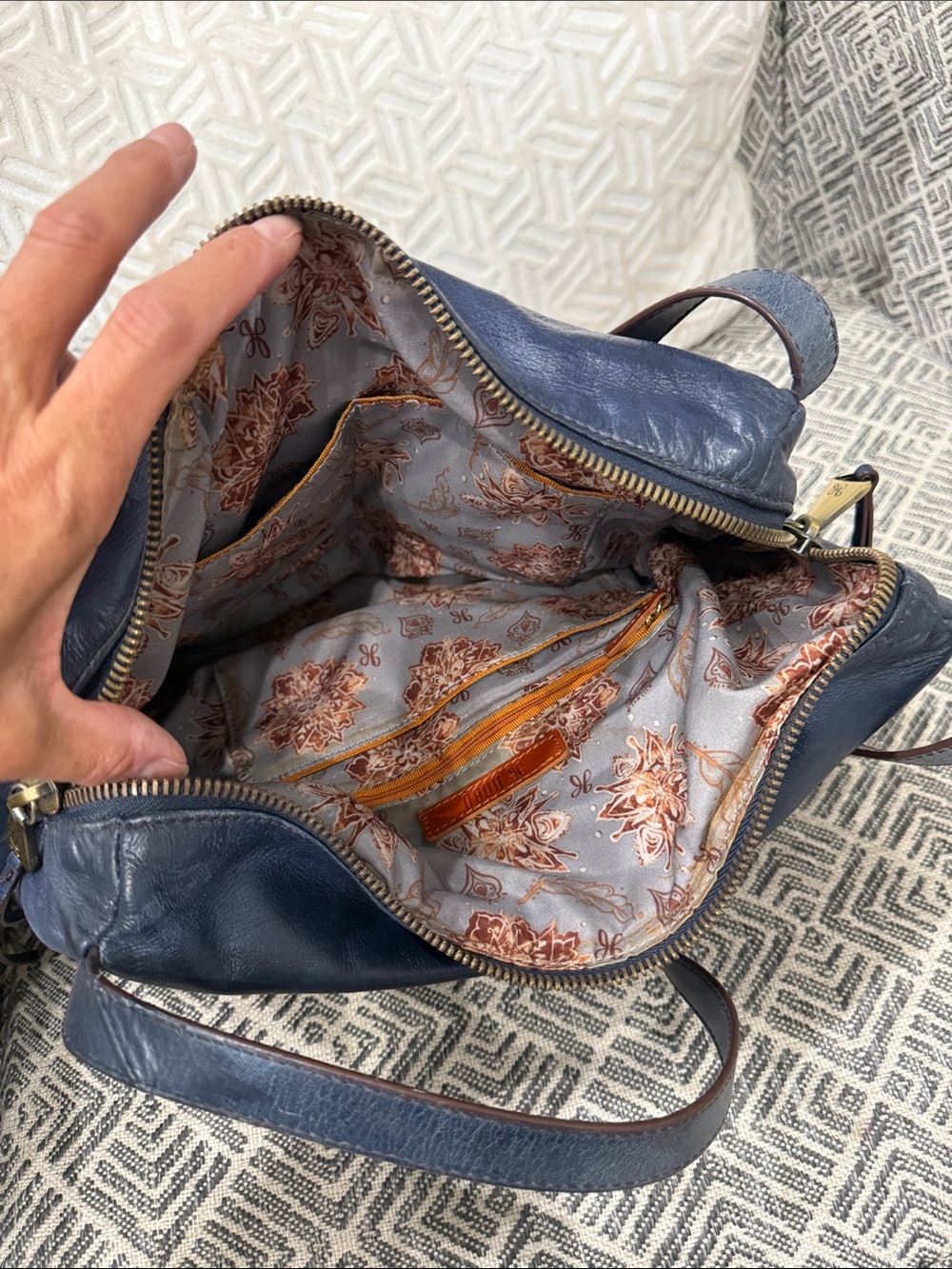 Hobo Shoulder bag - Picture 6 of 10